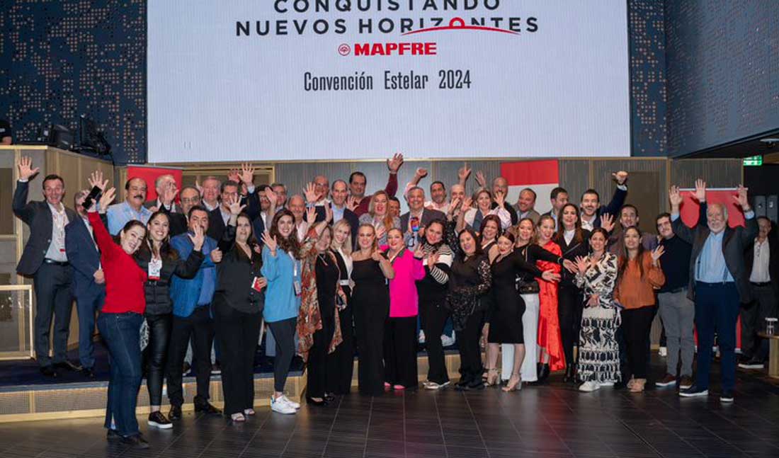 Mapfre México premió la excelencia de sus agentes a la luz de las auroras boreales de Alaska