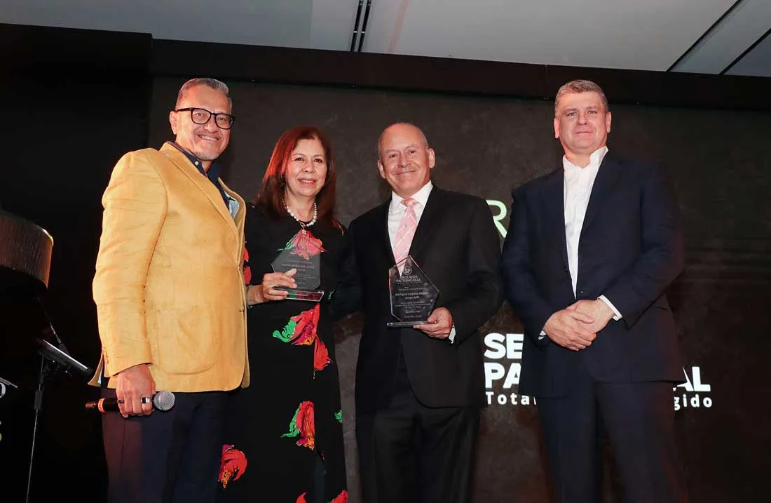 Seguros Patrimonial celebra su trayectoria y resiliencia con su aniversario de los 20 soles